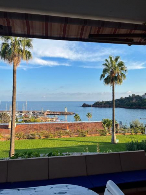 Appartement avec vue mer et piscine